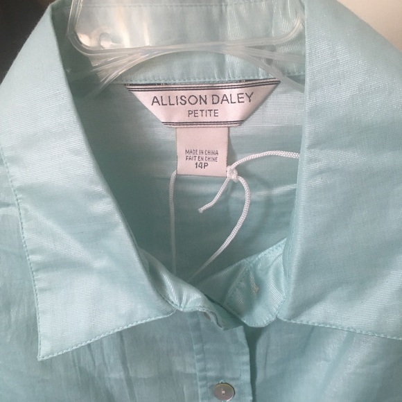 Aqua blue button front blouse from Allison Daley in 14P size - Picture 5 of 7